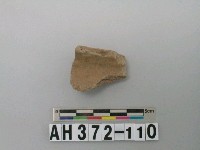 藏品(灰色夾砂陶口緣)的圖片